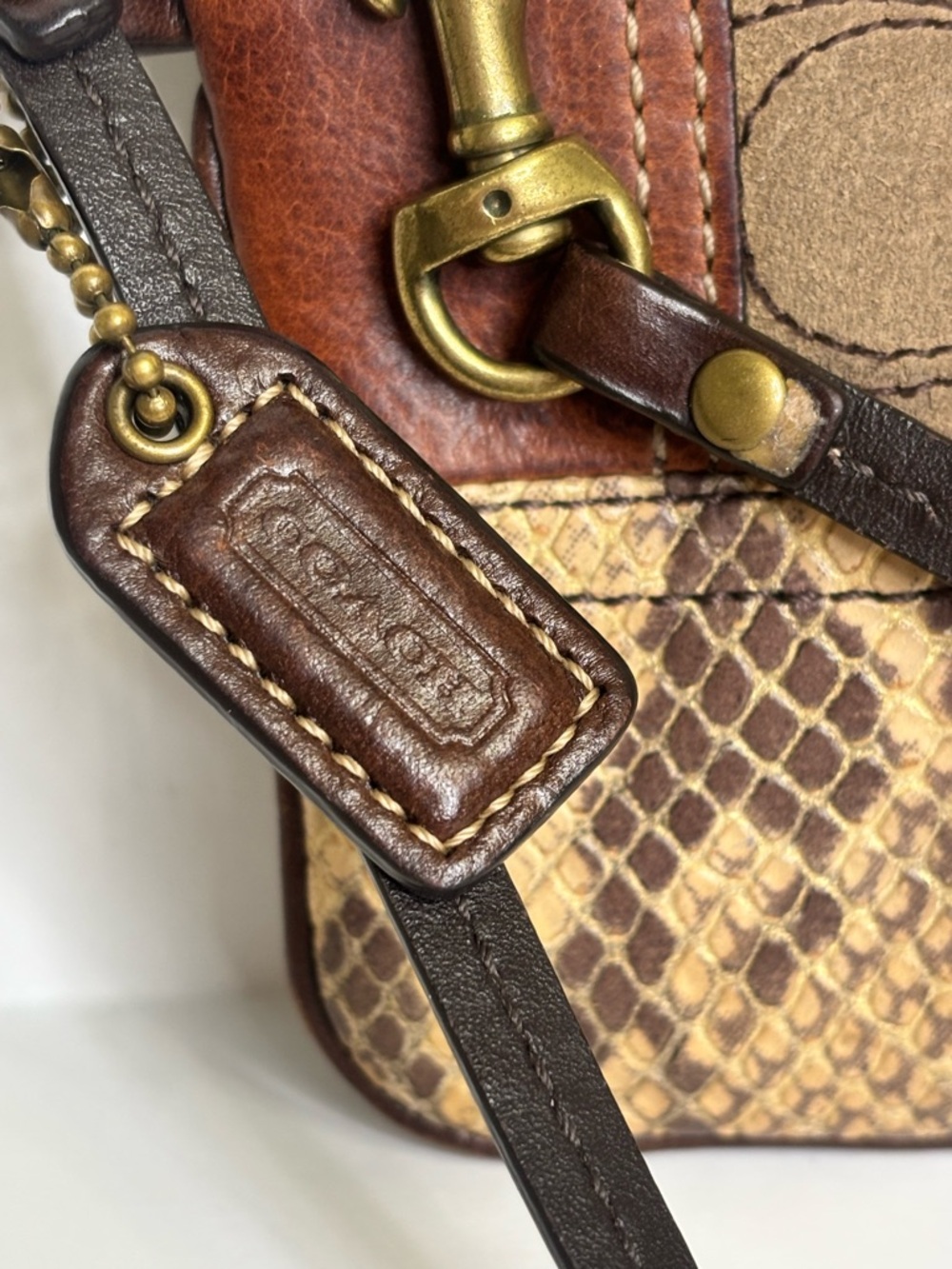 VTG Coach Patchwork Wristlet Signature Leopard Snakeskin Y2K Brown Gold - Picture 4 of 11